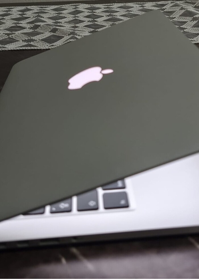 MacBook Pro - Görsel 3
