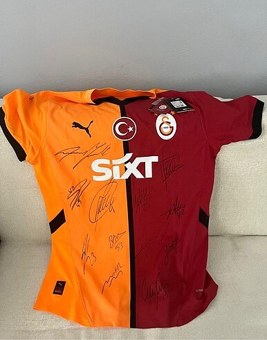 OSİMHEN İMZALI FORMA