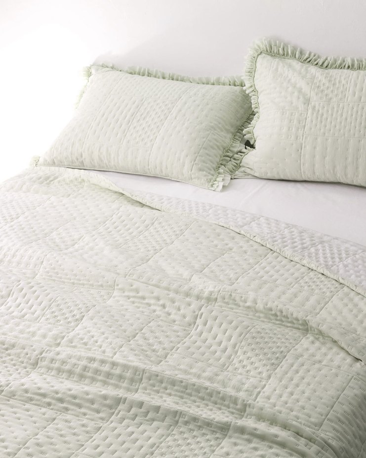 Fırfırlı mint yeşili Yatak Örtüsü - Görsel 4