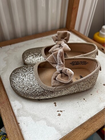 H&M bebek babet