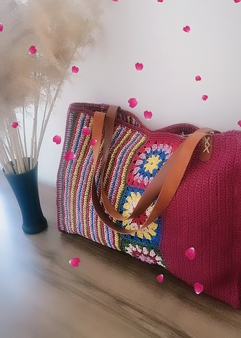 Zara Çiçek Desenli Renkli Örgü Kadın Çantası