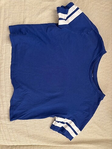 h&m lacivert tişört