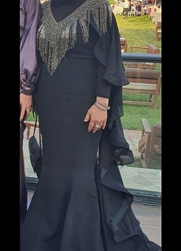 Pelerinli işlemeli abiye