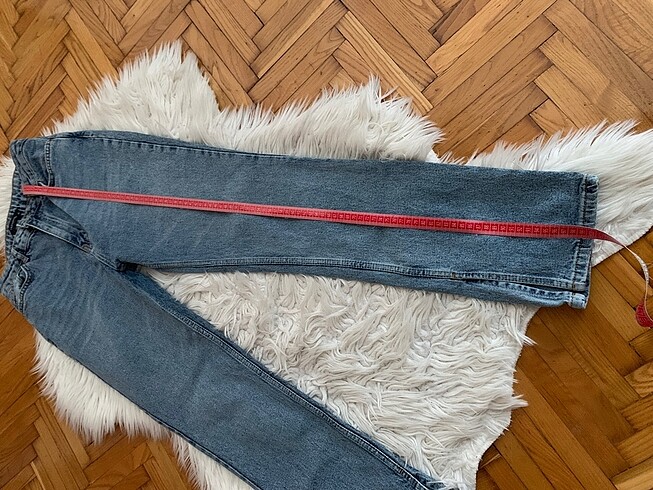 34 Beden mavi Renk Trendyolmilla yırtmaçlı yüksek bel jean kot