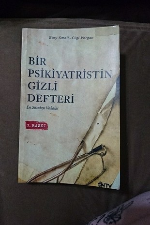 Bir Psikiyatristin Gizli Defteri+2 kitap