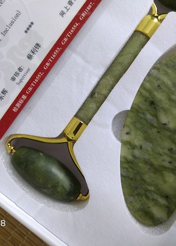 Doğal Yeşim Taşlı Yüz Masaj Aleti set sertifikalı doğal taş - Görsel 2