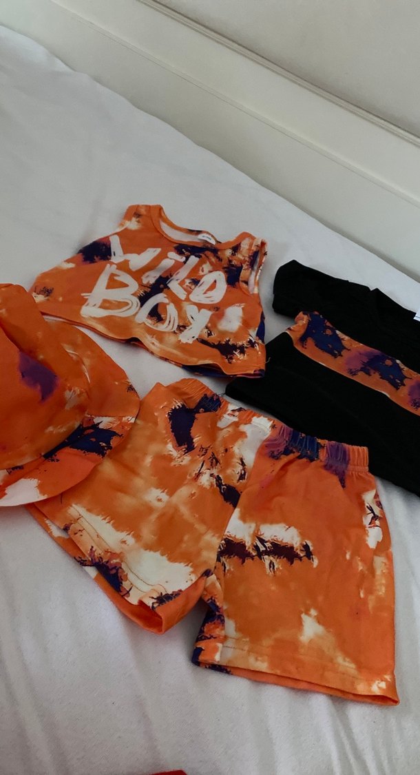 Turuncu Batik Desenli Sokak Stili Köpek Kıyafeti - Görsel 2