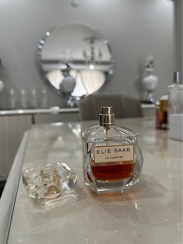  Beden Renk Elie saab le parfum intense edp