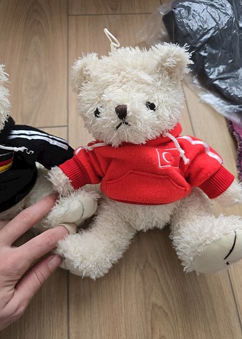 Renkli Kazaklı Beyaz Peluş Ayıcıklar - Görsel 3