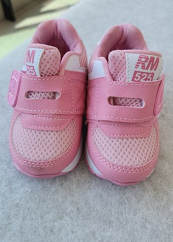Kız Çocuk Pembe Cırtlı Spor Ayakkabı