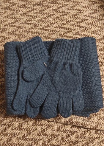 Erkek Çocuk Örgü Mavi Eldiven ve Atkı Seti - Görsel 3