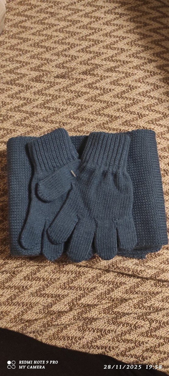 Erkek Çocuk Örgü Mavi Eldiven ve Atkı Seti - Görsel 3