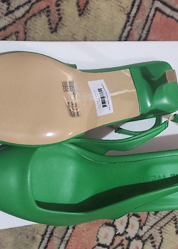 Yeşil Stiletto Kemerli Kadın Ayakkabı - Görsel 2