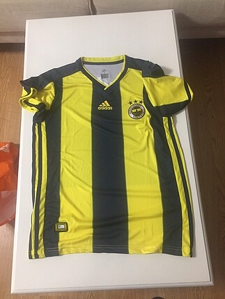 Arkada lacivert renk renk kısmı kumaş hatası yırtık delik yok