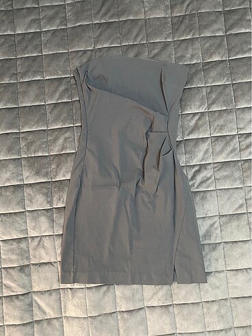 Bershka straplez mini elbise
