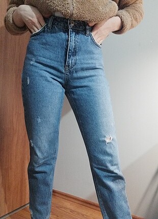 MOM JEAN