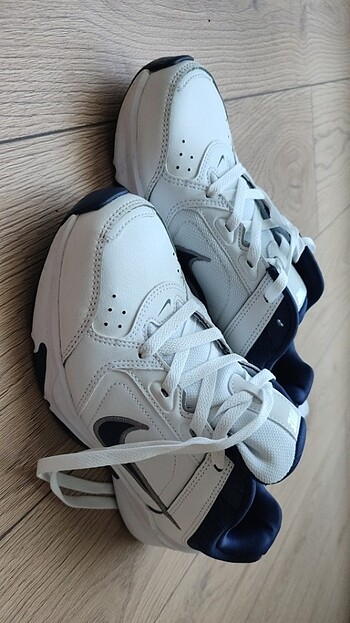Nike Spor Ayakkabi
