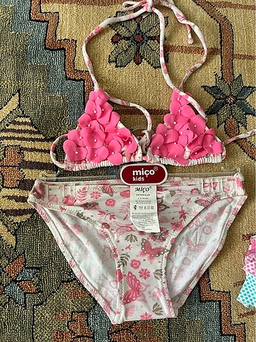 Pembe bikini