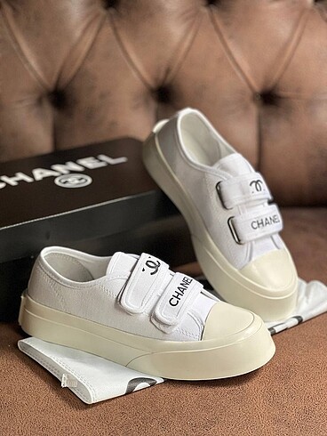 Chanel Chanel Sneaker
