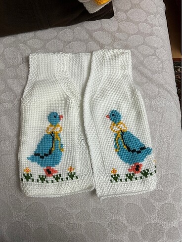 Örgü bebek yelek