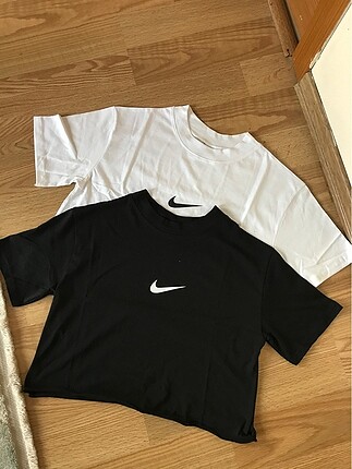 Nike Nike crop tshirt