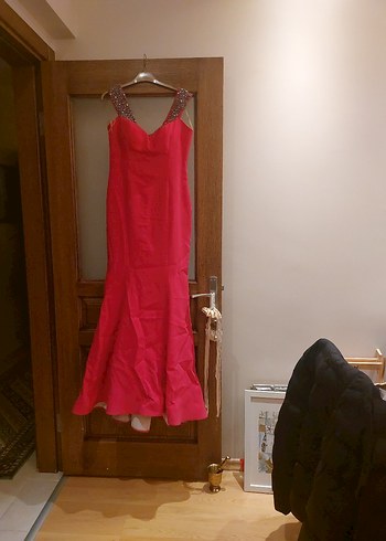 Pullu Askılı Uzun Pembe Abiye Elbise - Görsel 4