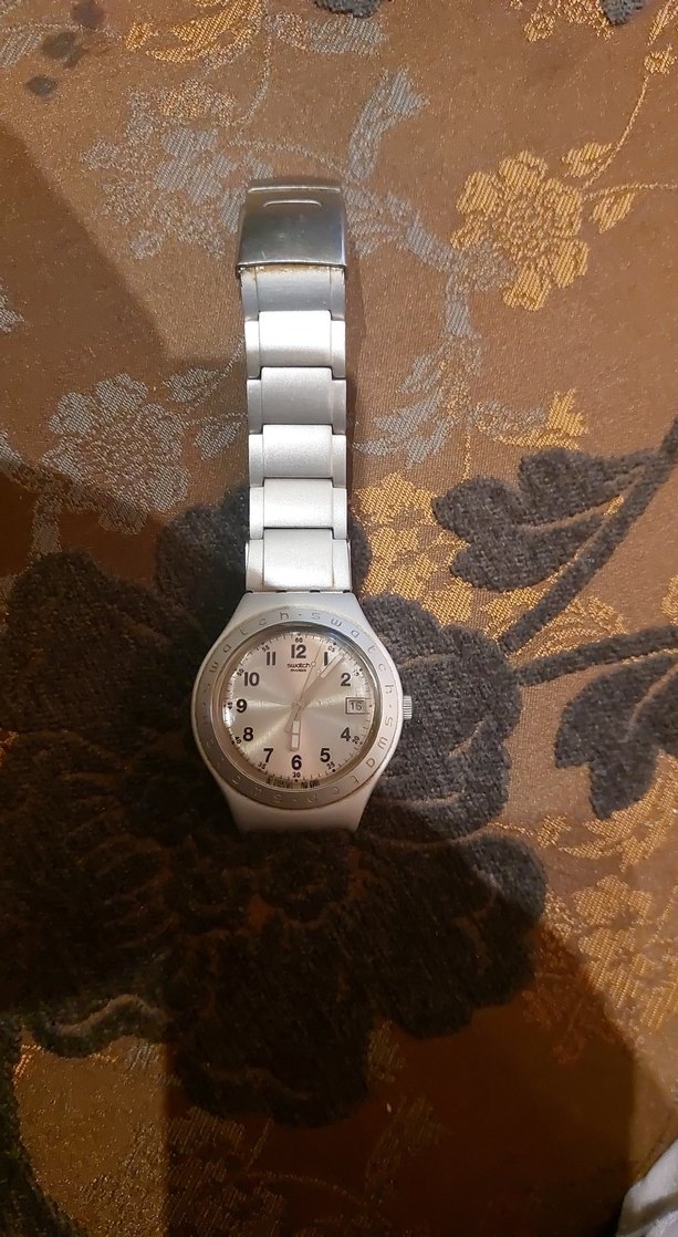SWATCH Gri Bej Kadın Saat Metal Kordonlu - Görsel 4