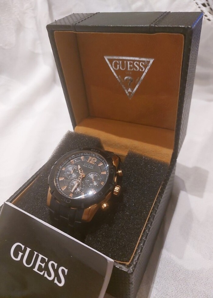 GUESS ERKEK SAAT SİLİKON KAYIŞ W0864G2 - Görsel 3