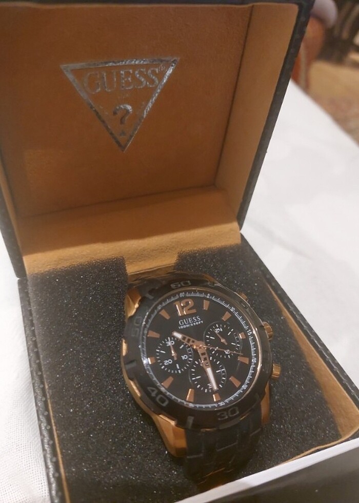 GUESS ERKEK SAAT SİLİKON KAYIŞ W0864G2 - Görsel 4