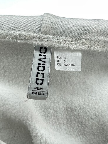 s Beden beyaz Renk H&M Sweatshirt %70 İndirimli.