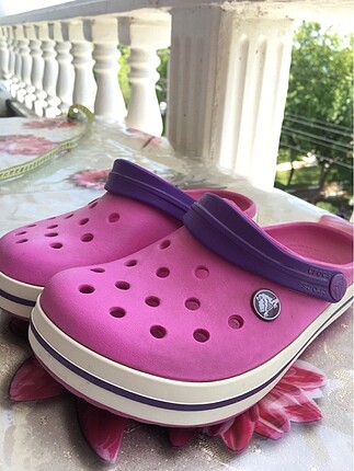 Kız çocuk crocks boyu 24 cm numarası j2