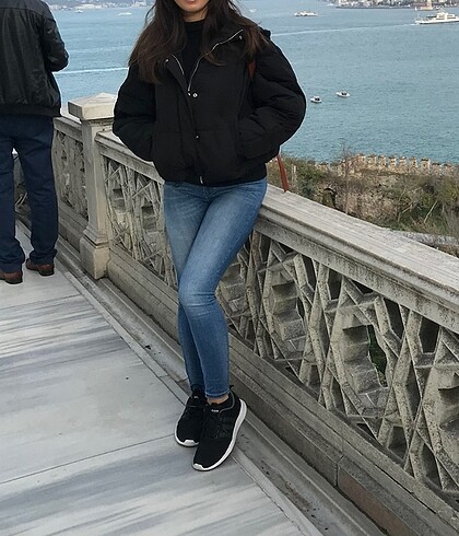s Beden Zara siyah puffer mont