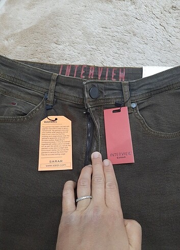 32 Beden Yeni&Etiketli Sarar jean