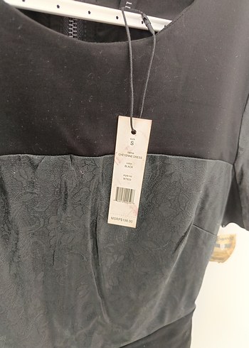 Boydan fermuarlı,Siyah deri detaylı Gri Mini Elbise - Görsel 6