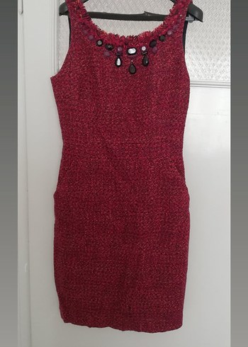 Düğmeli Bordo koyu pembe ,kaşe kumaş,boncuk işlemeli Midi Elbise - Görsel 16