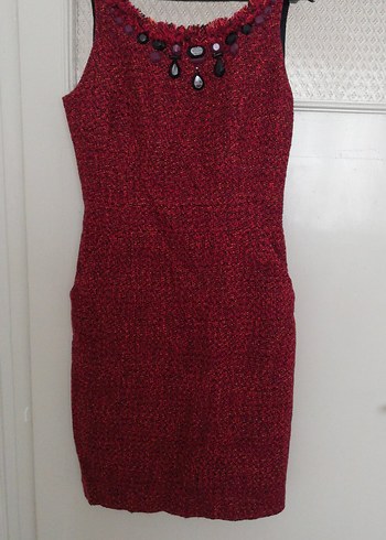 Düğmeli Bordo koyu pembe ,kaşe kumaş,boncuk işlemeli Midi Elbise - Görsel 15