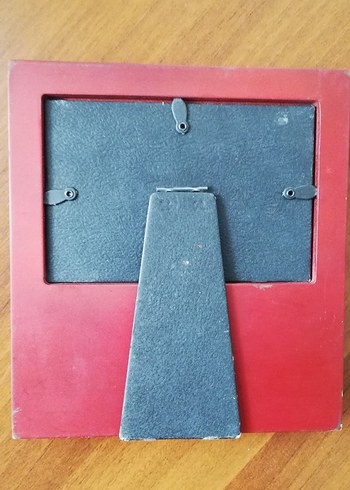 Koyu Kırmızı Metal Köşeli Çerçeve - Görsel 3