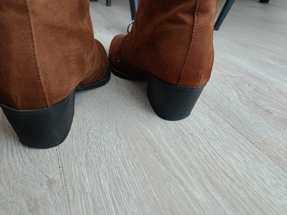 Kahverengi Süet Yüksek Topuklu Kadın Bot - Görsel 5