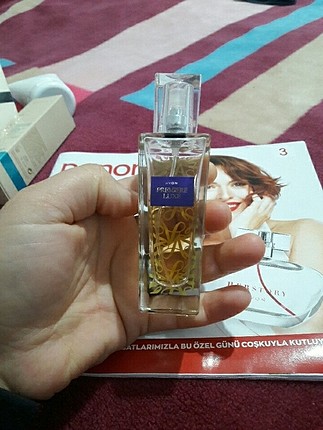 Avon piremier luxe 