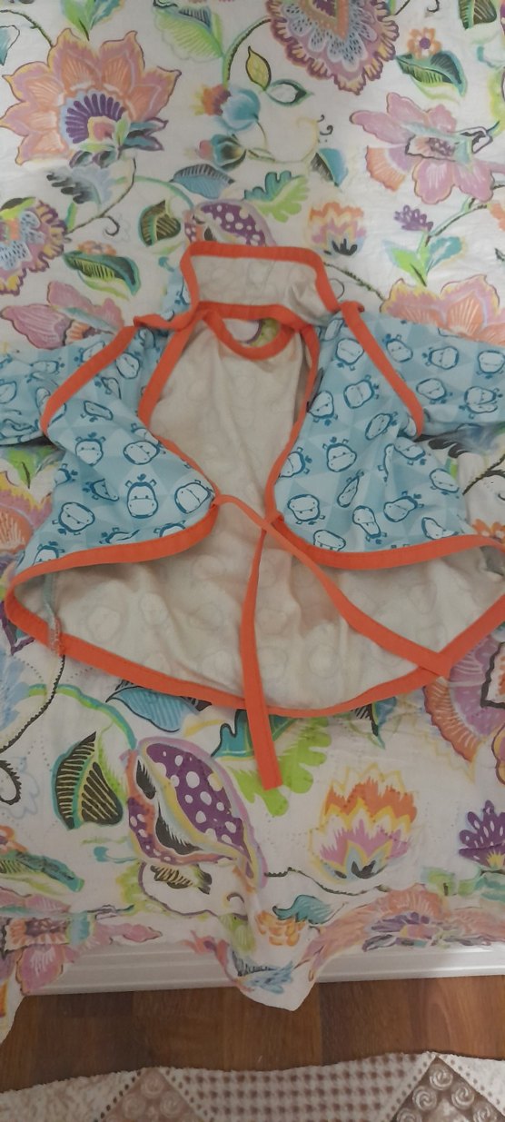 Desenli Çok Renkli Bebek Önlüğü - Görsel 5