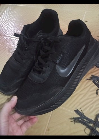 Nike NİKE Siyah Bağcıklı Erkek Spor Ayakkabı