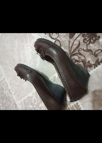 POLARİS Kahverengi Deri Dolgu Topuklu Kadın Babet - Görsel 4