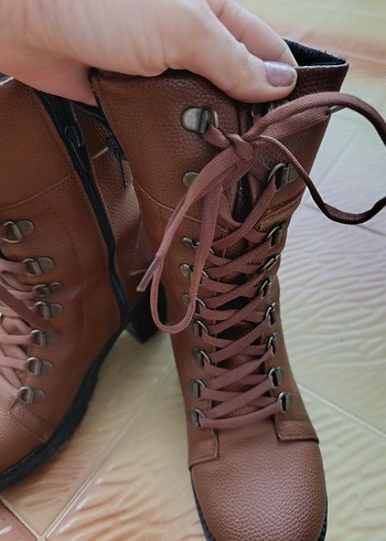 POLARİS Kahverengi Deri Bağcıklı Kadın Bot - Görsel 2