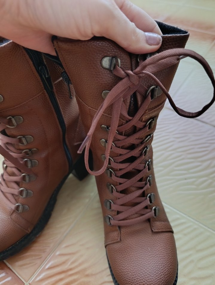 POLARİS Kahverengi Deri Bağcıklı Kadın Bot - Görsel 2