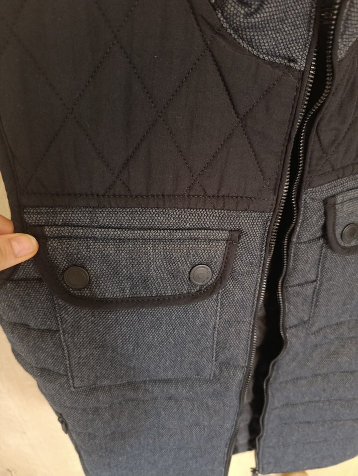 LC WAİKİKİ Düğmeli Erkek Yelek - Görsel 2