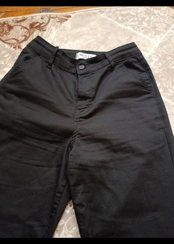 LC WAİKİKİ Siyah Kemerli Kadın Kumaş Pantolon - Görsel 2