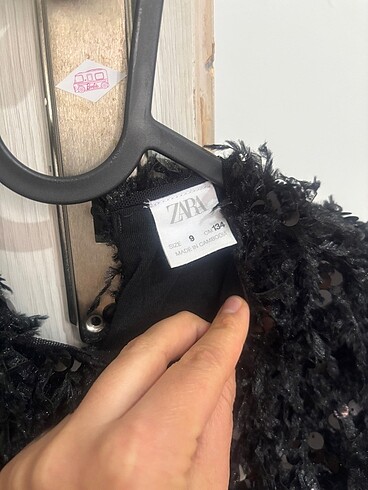 9 Yaş Beden siyah Renk Zara kız çocuk elbise