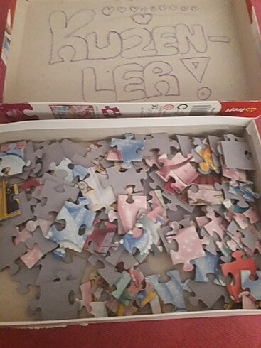 Walt Disney World Puzzle 100 parça 