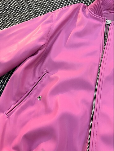 s Beden Bershka marka S beden pembe ceket
