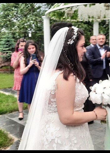 42 Beden beyaz Renk Oleg Cassini Gelinlik
